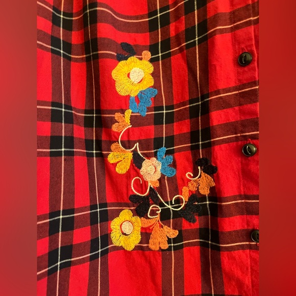 Madewell Embroidered Central Shirt on Red Dahl Plaid - Picture 8 of 11
